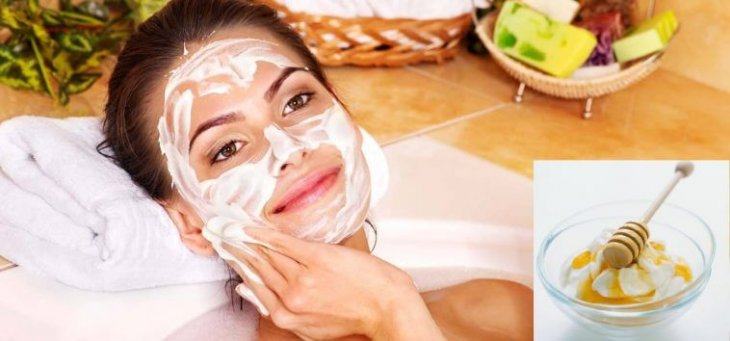 Bí Quyết Chăm Sóc Da Chống Lão Hóa Tại Nhà Bằng Mật Ong