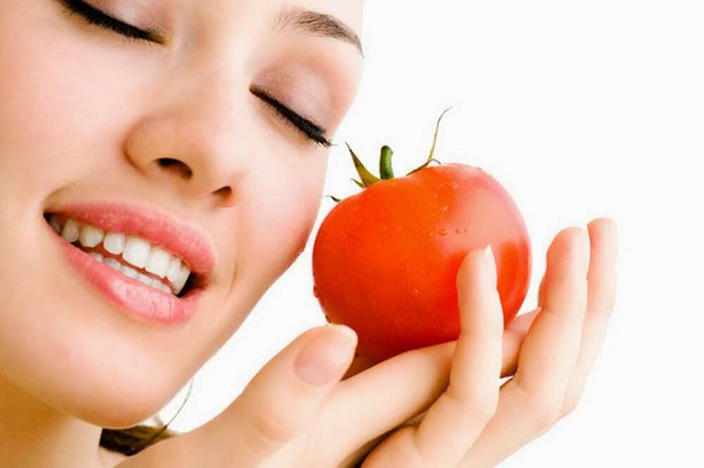The Secret To Making Tomato Mask For White And Radiant Skin Remember