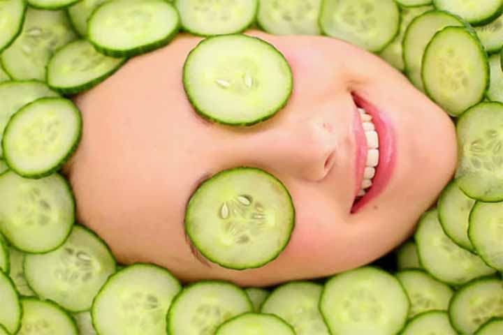 Reduce dark circles under eyes with cucumber