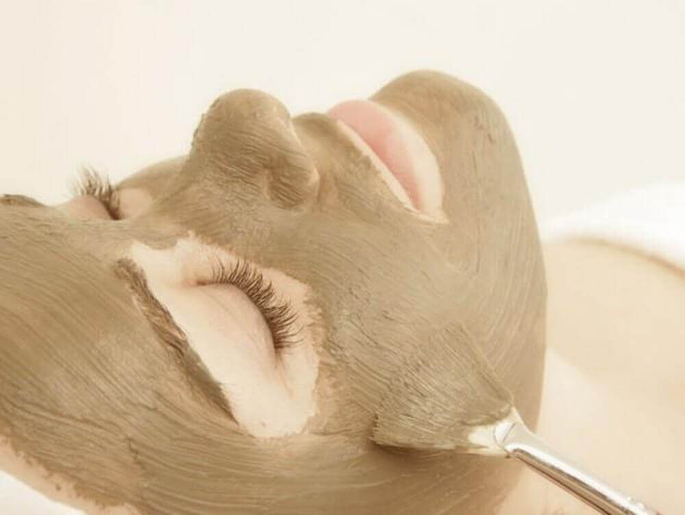 Oil-control clay mask