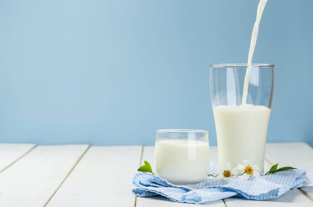 Sữa tươi giúp làm trắng da tự nhiên