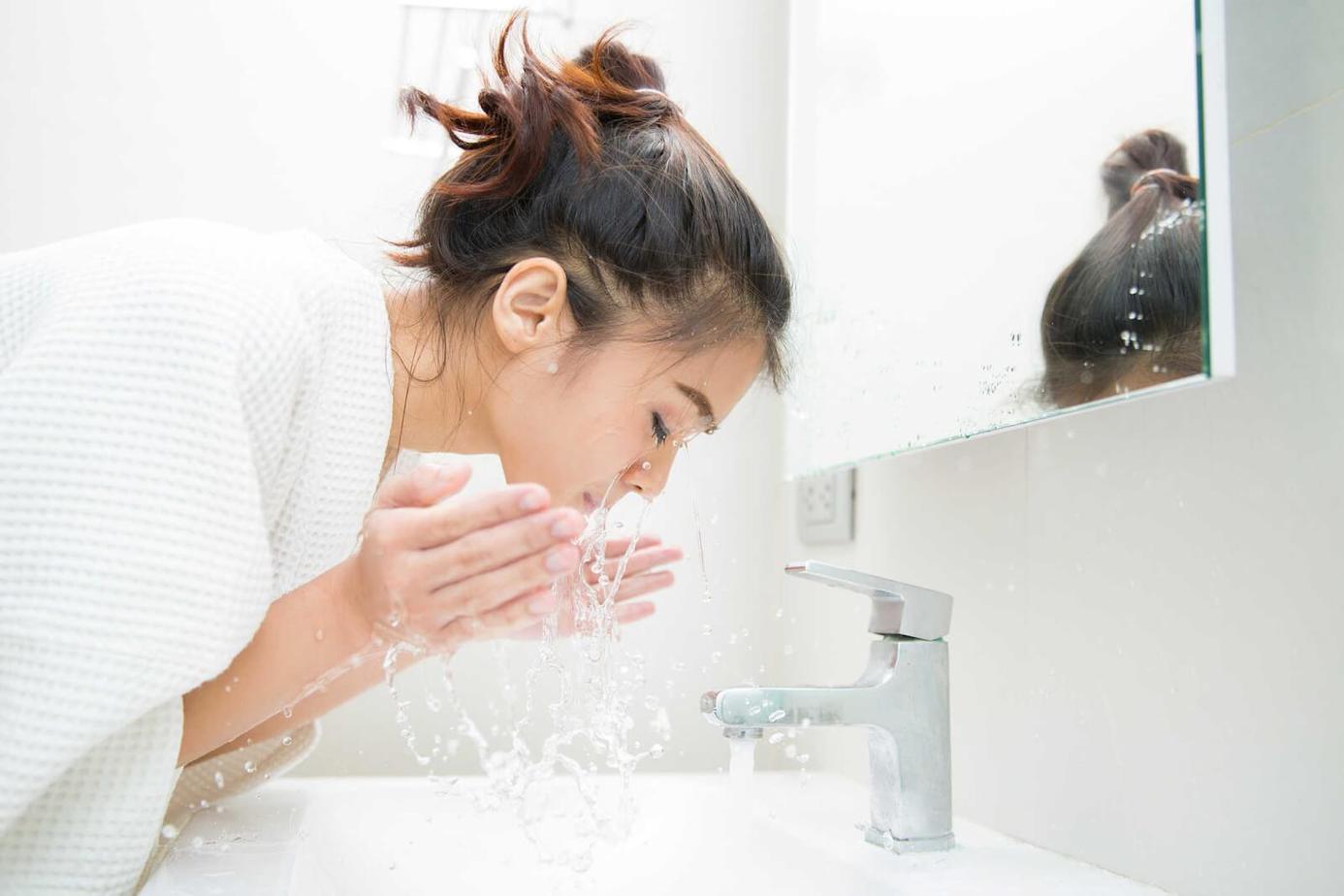 Washing Your Face Properly Is the First Step of Care for Beautiful Skin Proven