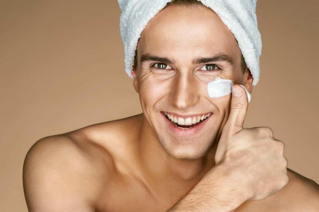 Note when treating acne for men