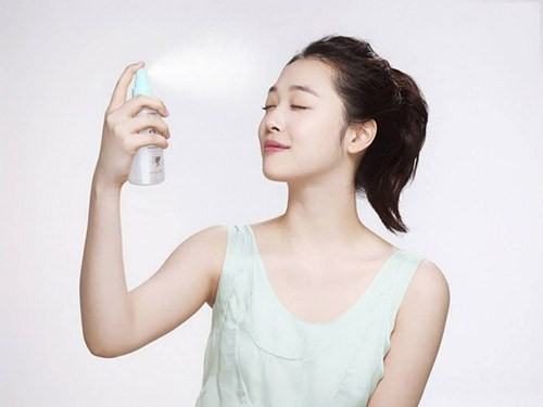 Korean women's anti-aging skin care