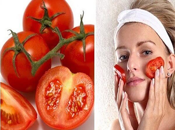 Cà chua là một trong những cách xóa nếp nhăn hiệu quả