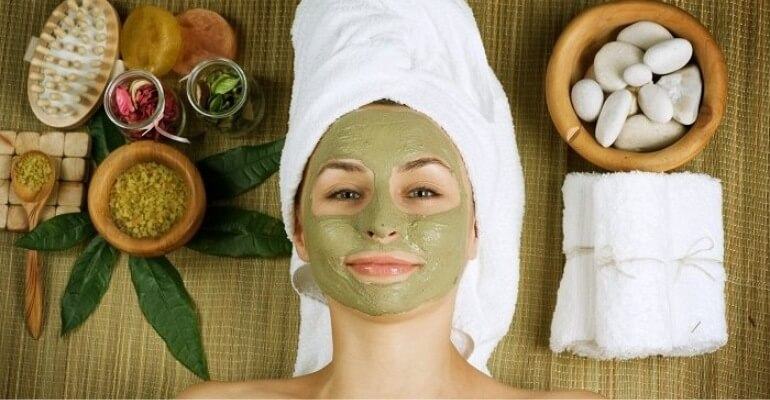 Neem leaf powder is the enemy of all types of acne