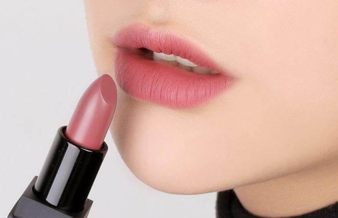 lipstick color will be popular during Tet