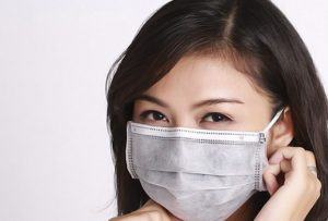 How to take care of your skin when wearing a mask a lot