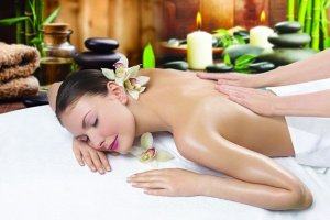 Điểm Danh 8 Món Đồ Không Thể Thiếu Khi Nàng Chăm Sóc Da Chuẩn Spa Tại Nhà Phổ biến