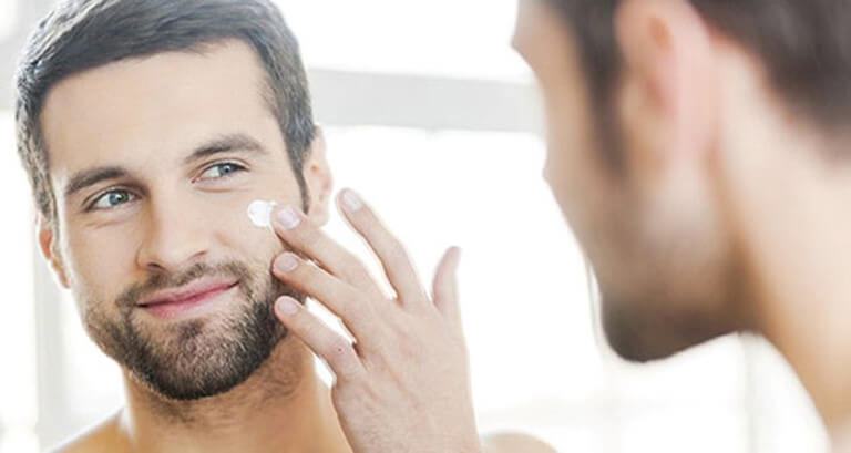 Do Men Need Makeup To Have Perfect Skin Reflections