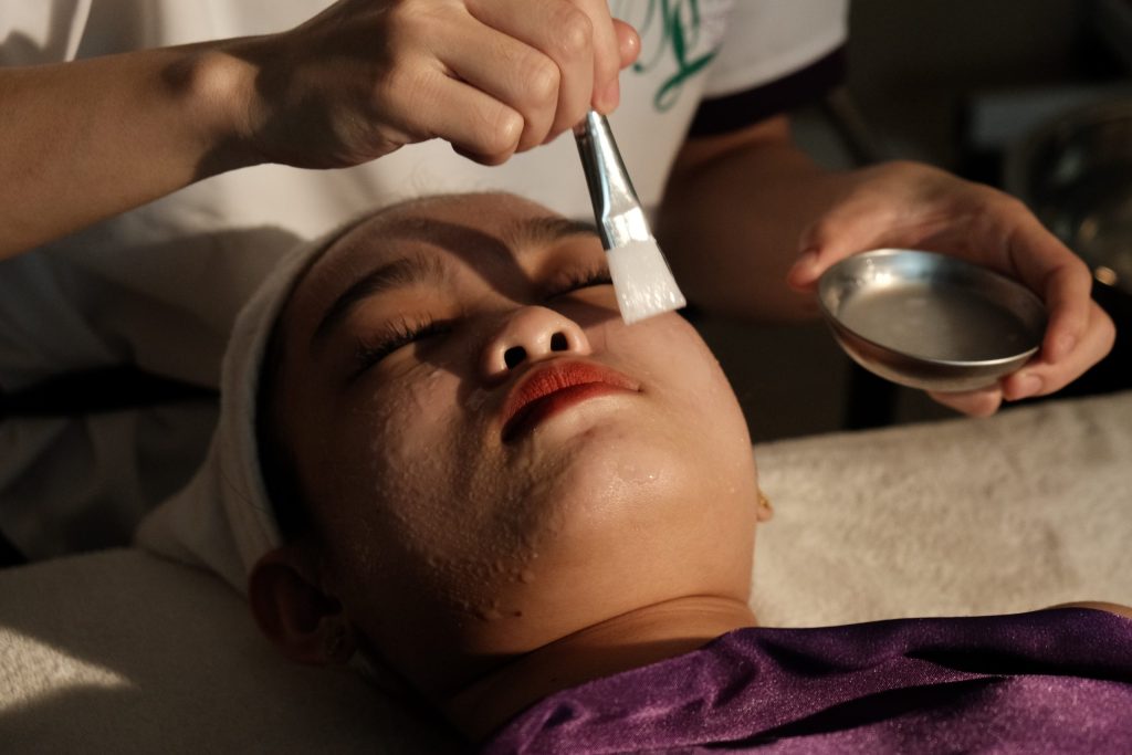 Dịch vụ chăm sóc da mặt tại Hoa Bằng Lăng Spa